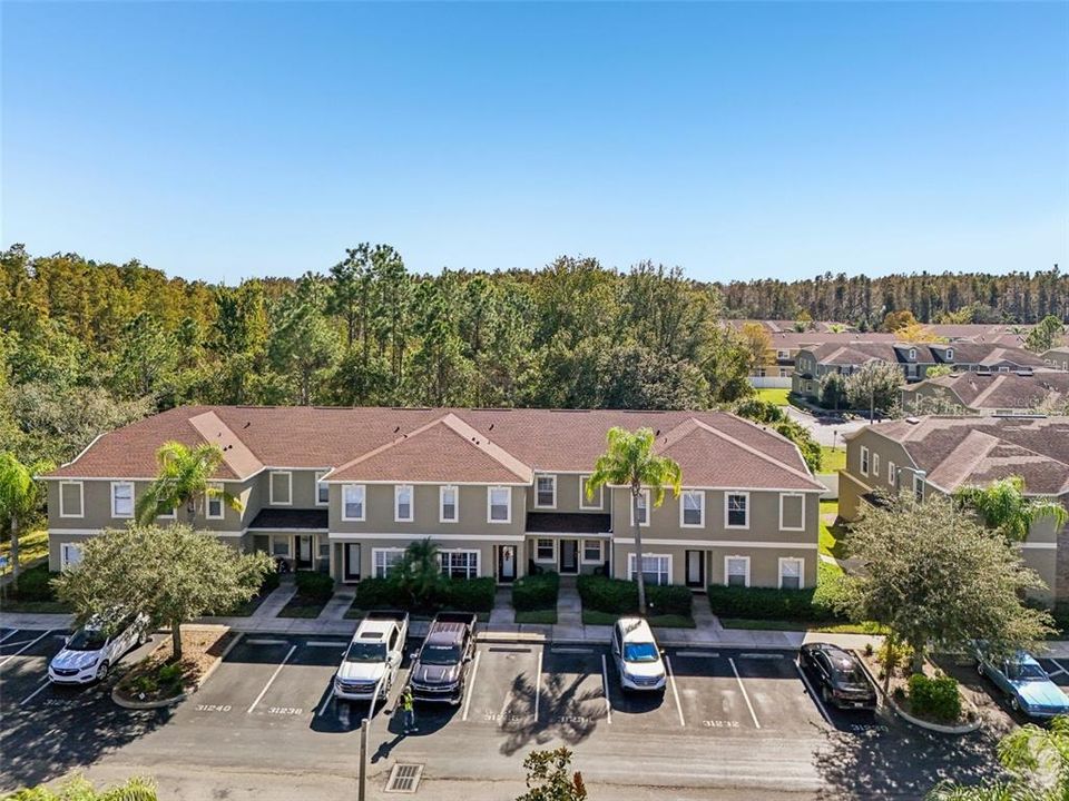 На продажу: $229,999 (2 спален, 2 ванн, 1161 Квадратных фут)