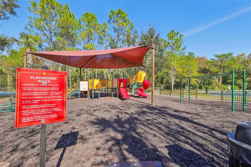 На продажу: $229,999 (2 спален, 2 ванн, 1161 Квадратных фут)