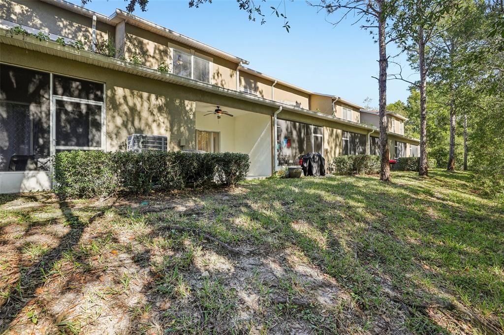 На продажу: $229,999 (2 спален, 2 ванн, 1161 Квадратных фут)