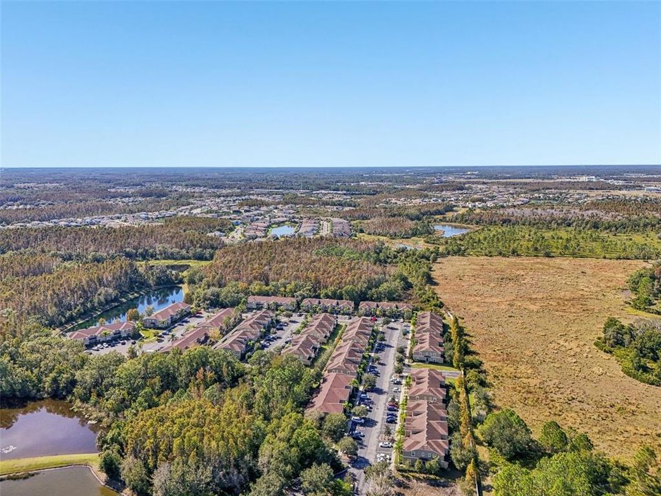 На продажу: $229,999 (2 спален, 2 ванн, 1161 Квадратных фут)