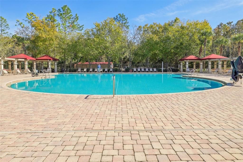 На продажу: $229,999 (2 спален, 2 ванн, 1161 Квадратных фут)