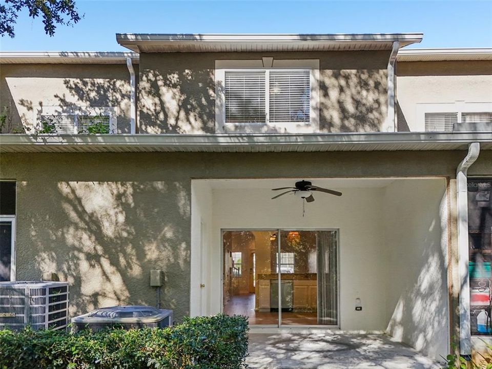 На продажу: $229,999 (2 спален, 2 ванн, 1161 Квадратных фут)