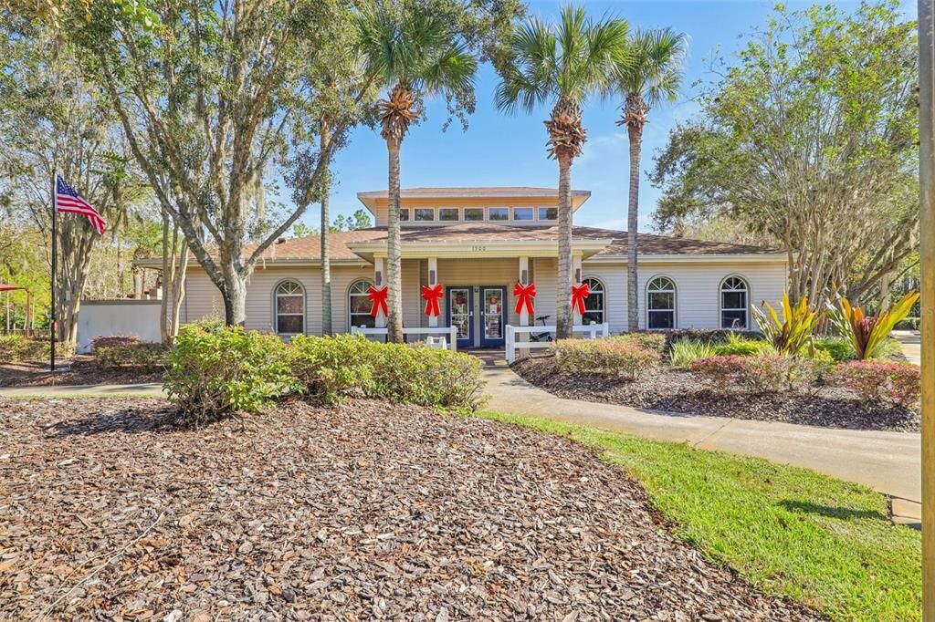 На продажу: $229,999 (2 спален, 2 ванн, 1161 Квадратных фут)