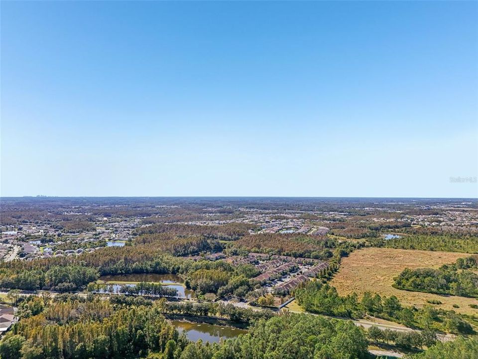 На продажу: $229,999 (2 спален, 2 ванн, 1161 Квадратных фут)