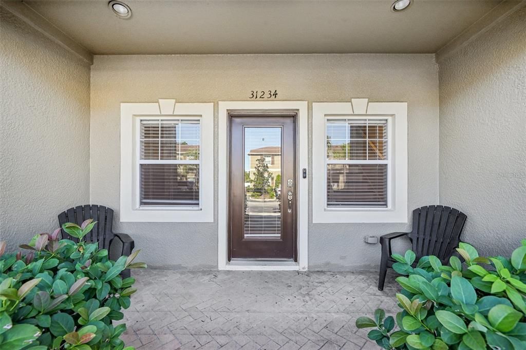 На продажу: $229,999 (2 спален, 2 ванн, 1161 Квадратных фут)