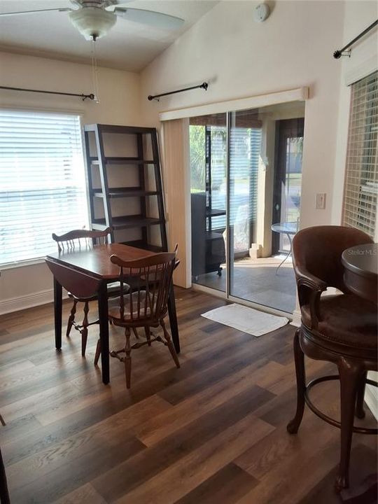 待售: $549,900 (3 贝兹, 2 浴室, 1935 平方英尺)