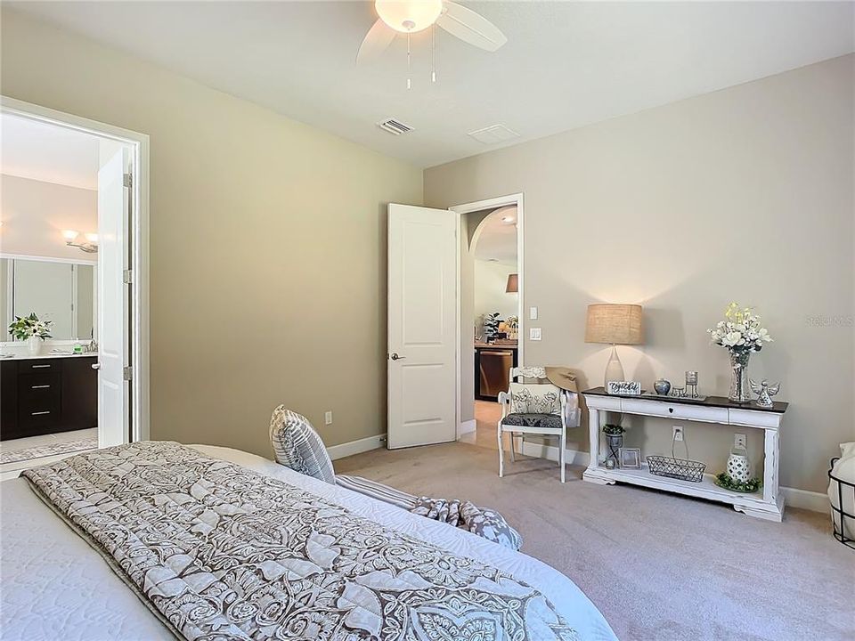 待售: $669,000 (3 贝兹, 2 浴室, 1991 平方英尺)