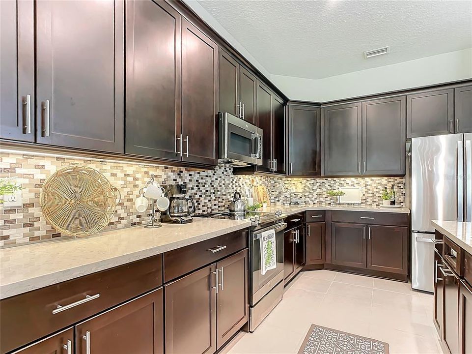 待售: $669,000 (3 贝兹, 2 浴室, 1991 平方英尺)