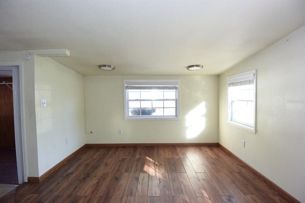 For Sale: $344,900 (2 beds, 2 baths, 1526 Square Feet)