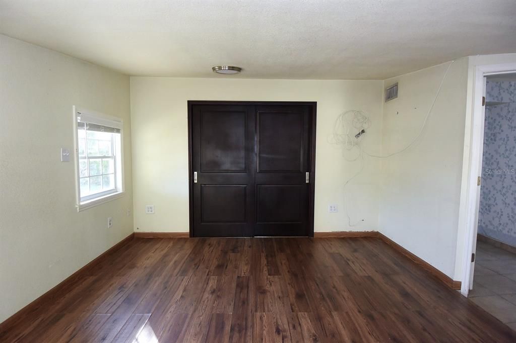 For Sale: $344,900 (2 beds, 2 baths, 1526 Square Feet)