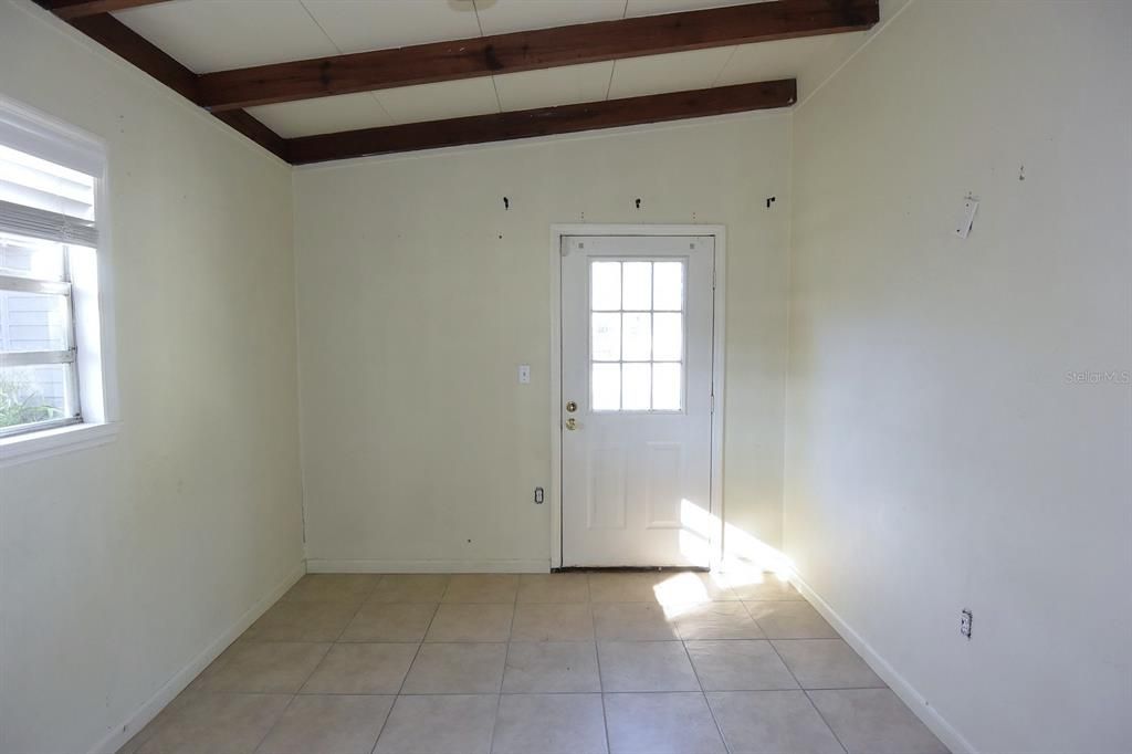 For Sale: $344,900 (2 beds, 2 baths, 1526 Square Feet)