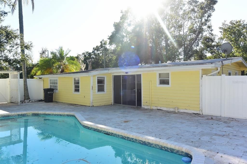 For Sale: $344,900 (2 beds, 2 baths, 1526 Square Feet)