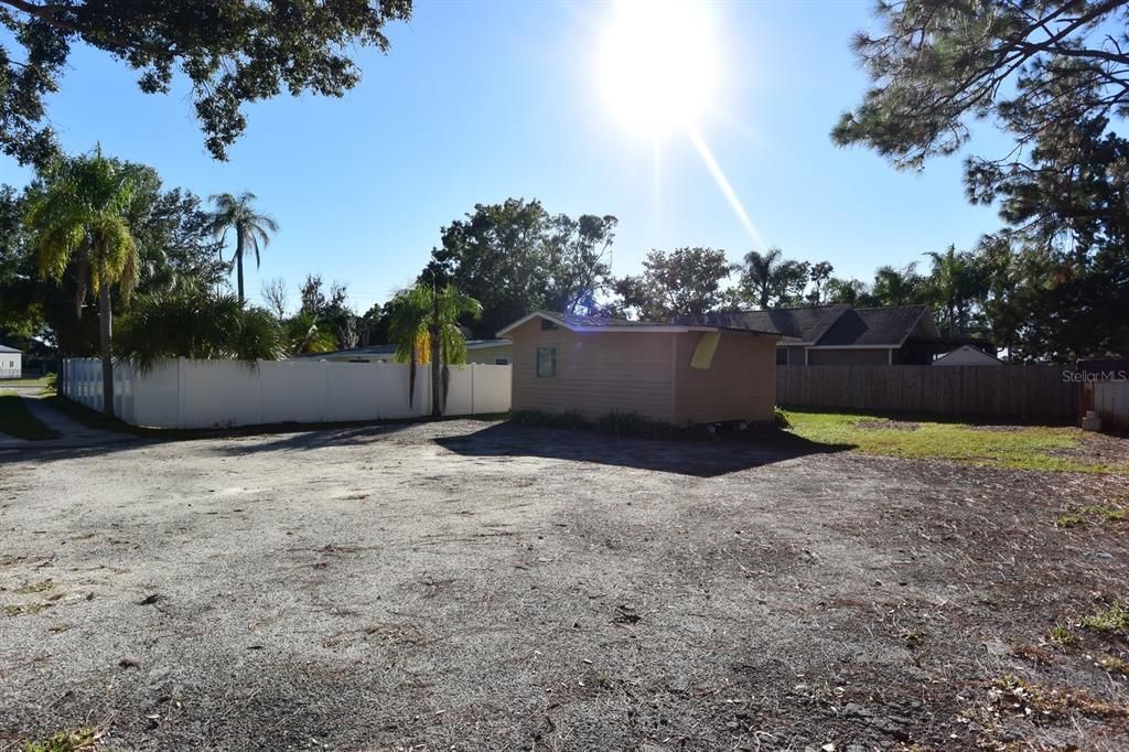 For Sale: $344,900 (2 beds, 2 baths, 1526 Square Feet)