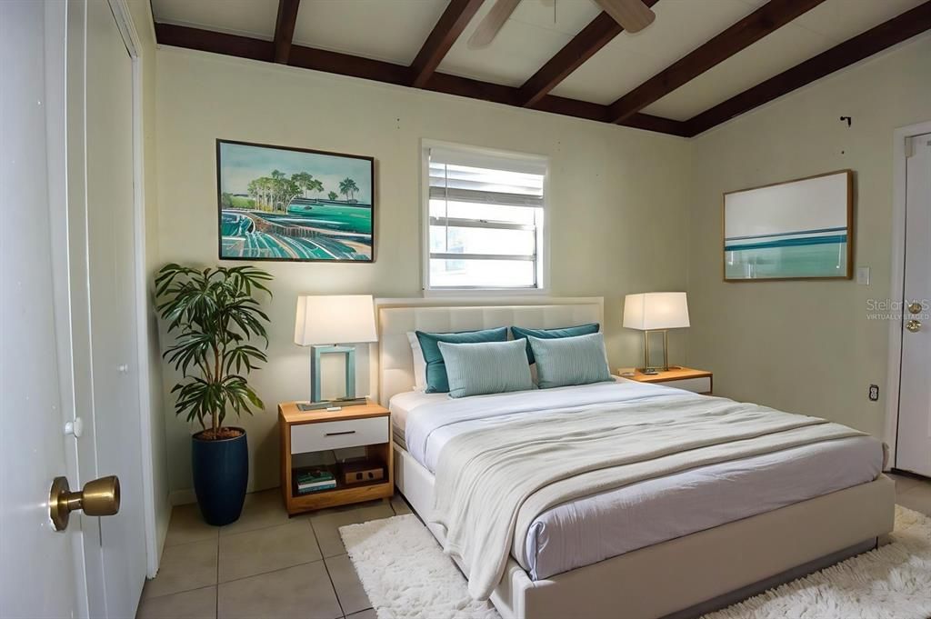 For Sale: $344,900 (2 beds, 2 baths, 1526 Square Feet)