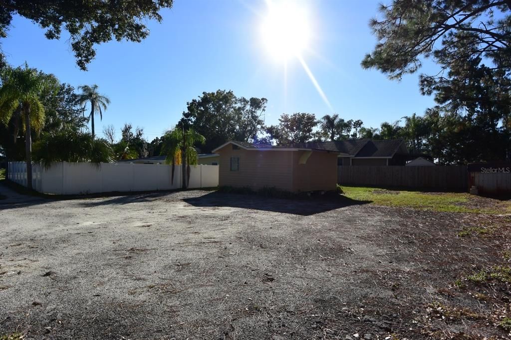 For Sale: $344,900 (2 beds, 2 baths, 1526 Square Feet)