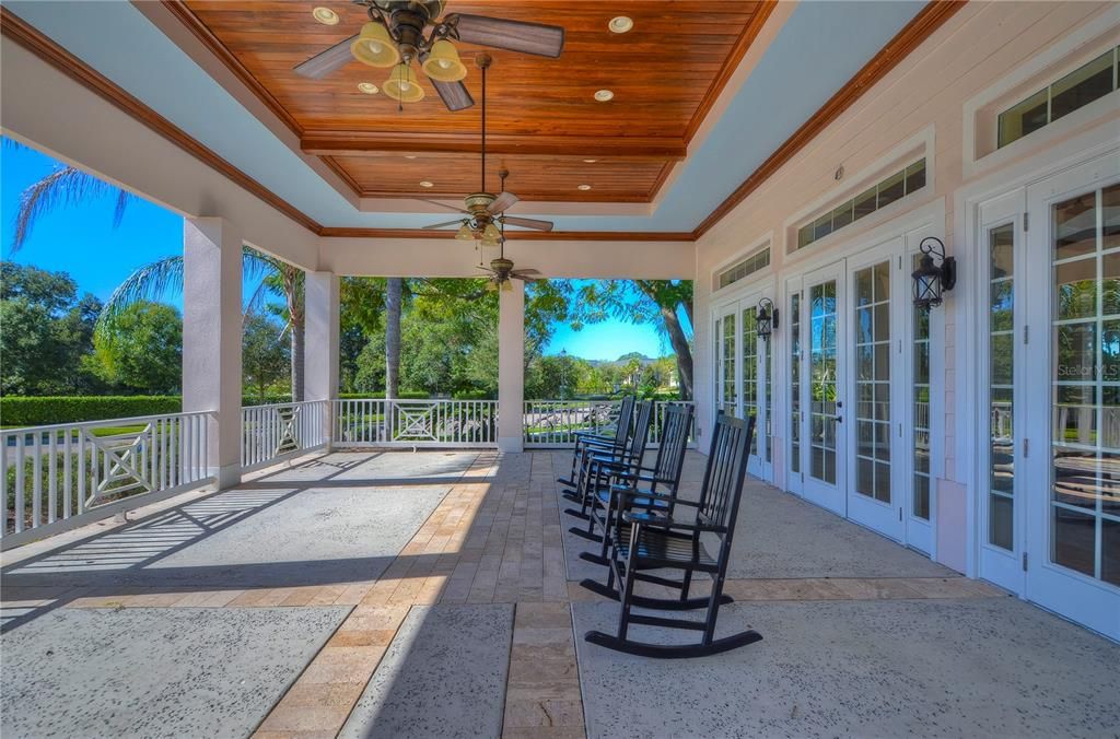 合同活跃: $505,000 (3 贝兹, 2 浴室, 2053 平方英尺)