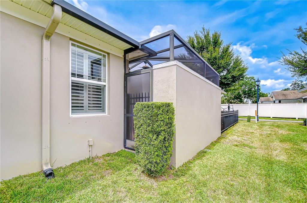 合同活跃: $505,000 (3 贝兹, 2 浴室, 2053 平方英尺)