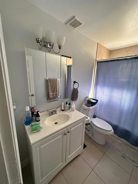 待售: $369,900 (3 贝兹, 2 浴室, 1183 平方英尺)