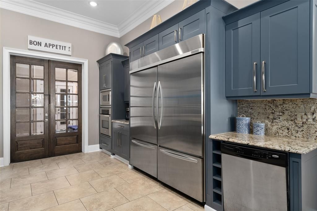 En Venta: $2,350,000 (8 camas, 8 baños, 7360 Pies cuadrados)