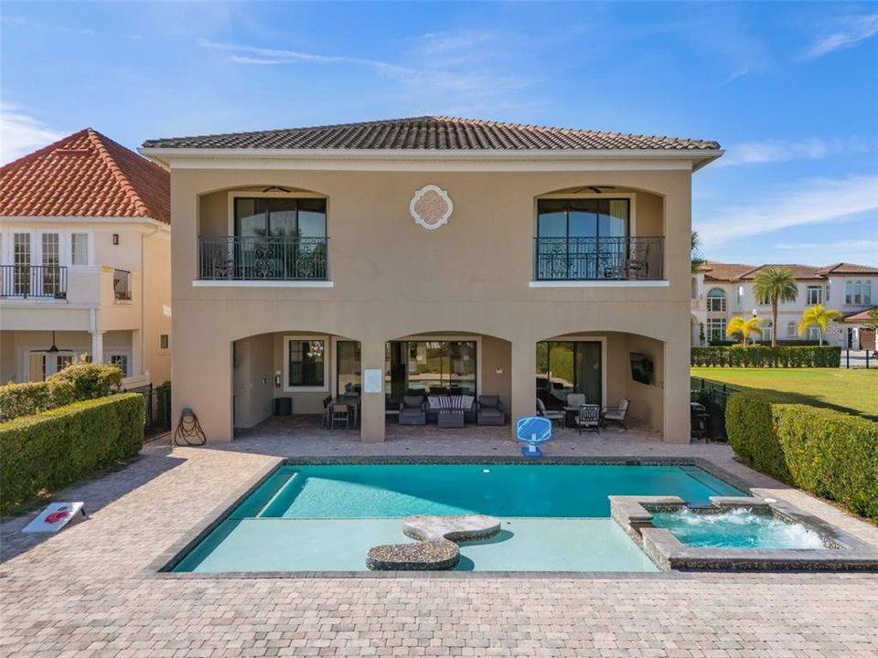 En Venta: $2,350,000 (8 camas, 8 baños, 7360 Pies cuadrados)