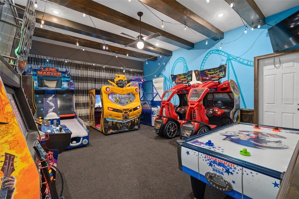 En Venta: $2,350,000 (8 camas, 8 baños, 7360 Pies cuadrados)