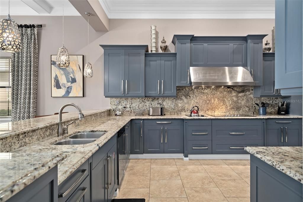 En Venta: $2,350,000 (8 camas, 8 baños, 7360 Pies cuadrados)