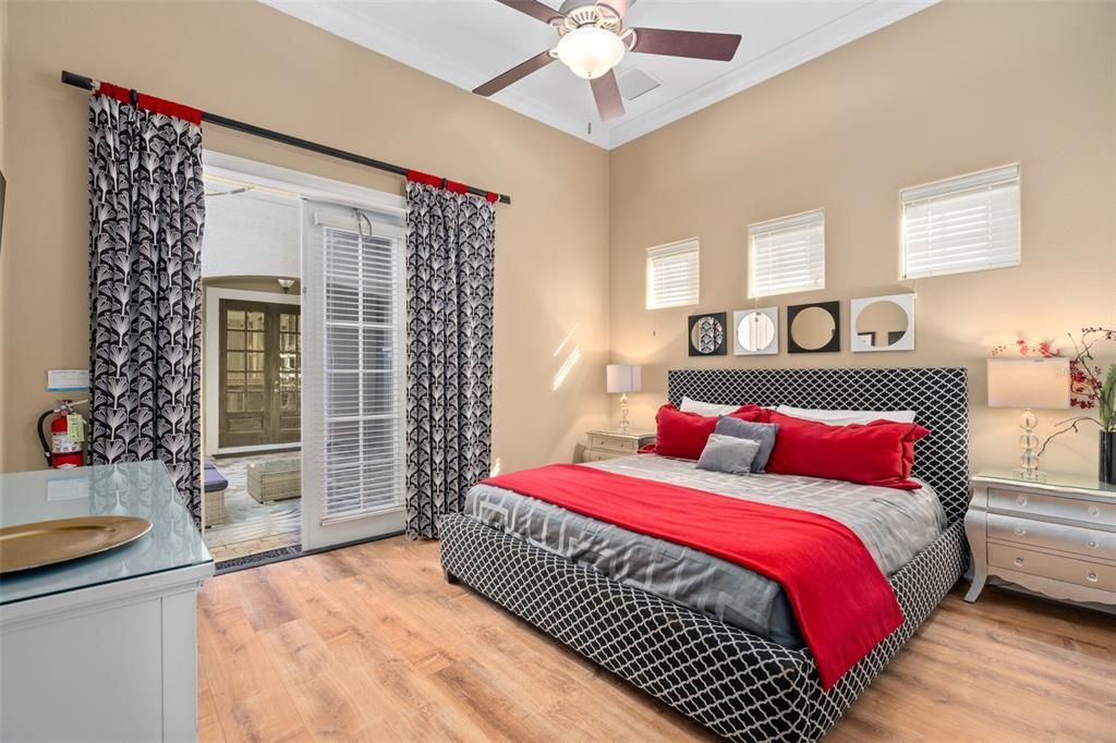 En Venta: $2,350,000 (8 camas, 8 baños, 7360 Pies cuadrados)