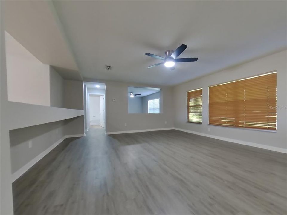 Active With Contract: $2,809 (4 beds, 3 baths, 3290 Square Feet)