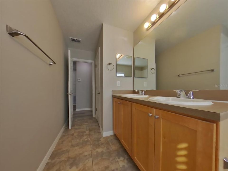 Active With Contract: $2,809 (4 beds, 3 baths, 3290 Square Feet)