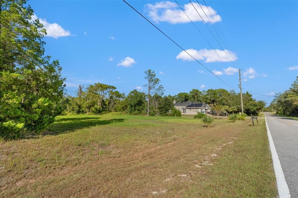 待售: $67,000 (1.04 acres)