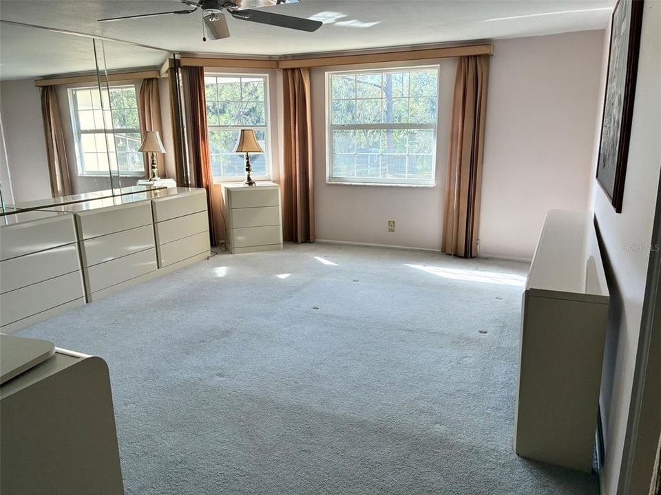 For Sale: $394,000 (2 beds, 2 baths, 1839 Square Feet)