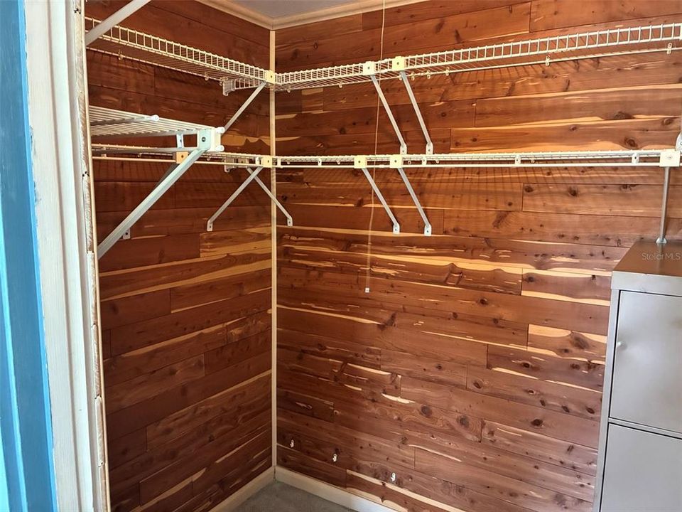 For Sale: $394,000 (2 beds, 2 baths, 1839 Square Feet)