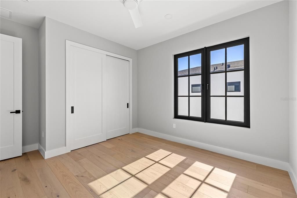 待售: $1,349,000 (5 贝兹, 4 浴室, 3632 平方英尺)