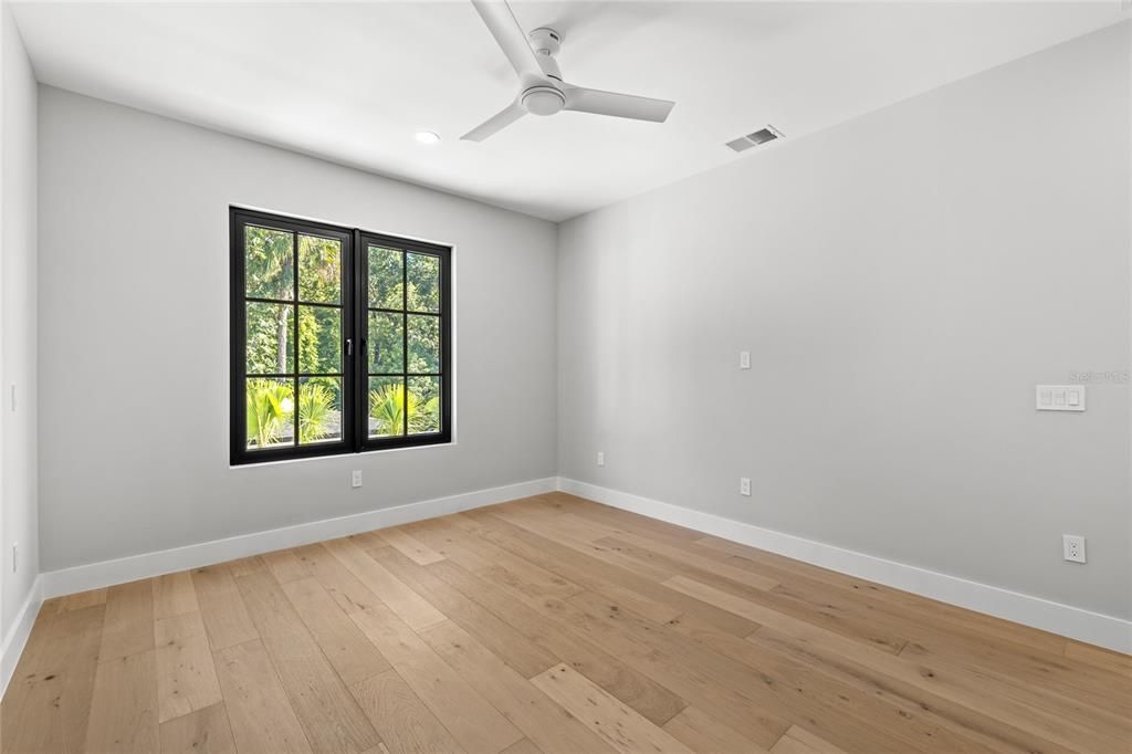 待售: $1,349,000 (5 贝兹, 4 浴室, 3632 平方英尺)