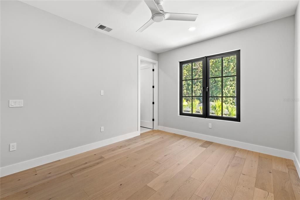 待售: $1,349,000 (5 贝兹, 4 浴室, 3632 平方英尺)