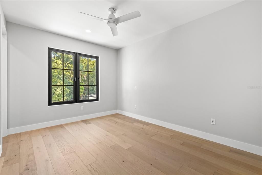 待售: $1,349,000 (5 贝兹, 4 浴室, 3632 平方英尺)