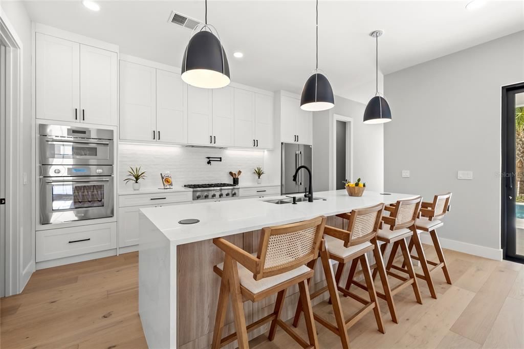 待售: $1,349,000 (5 贝兹, 4 浴室, 3632 平方英尺)