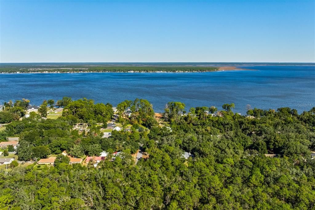 待售: $265,000 (3 贝兹, 2 浴室, 1365 平方英尺)