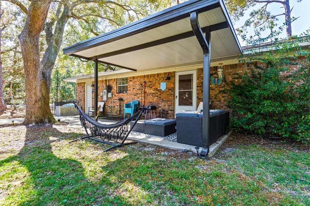 待售: $265,000 (3 贝兹, 2 浴室, 1365 平方英尺)