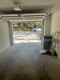 For Rent: $2,300 (2 beds, 2 baths, 1173 Square Feet)