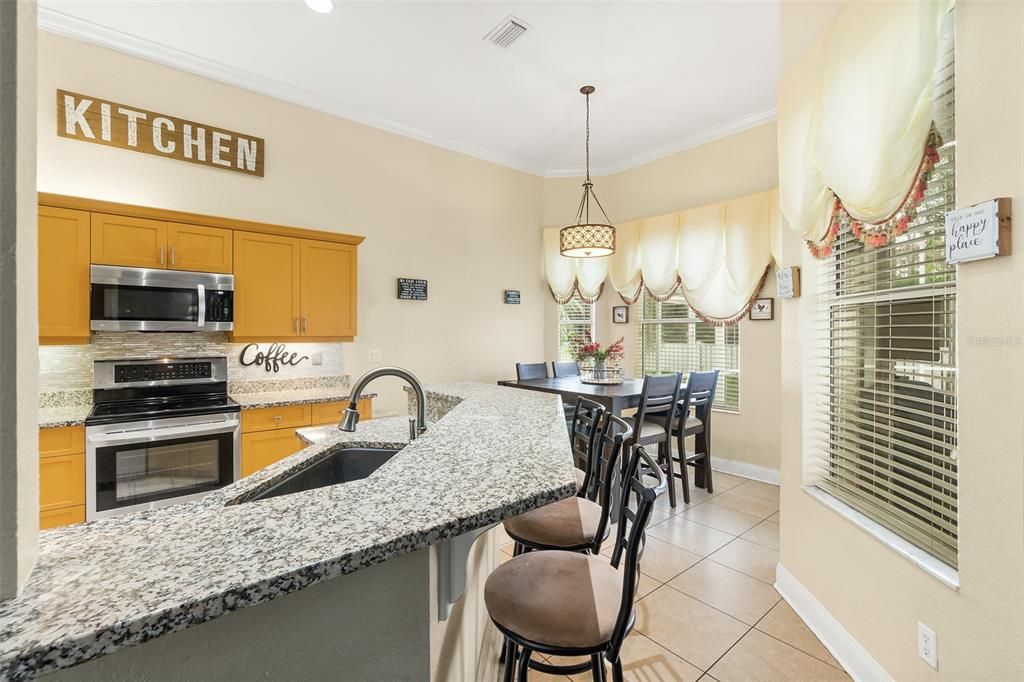 Active With Contract: $390,000 (3 beds, 2 baths, 1894 Square Feet)