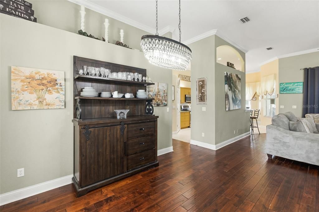 Active With Contract: $390,000 (3 beds, 2 baths, 1894 Square Feet)