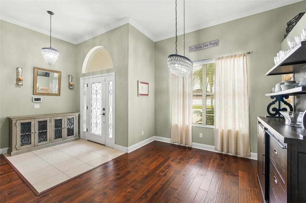 Active With Contract: $390,000 (3 beds, 2 baths, 1894 Square Feet)