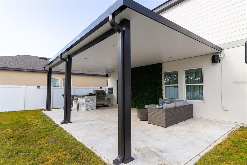 出租: $3,400 (4 贝兹, 2 浴室, 2406 平方英尺)