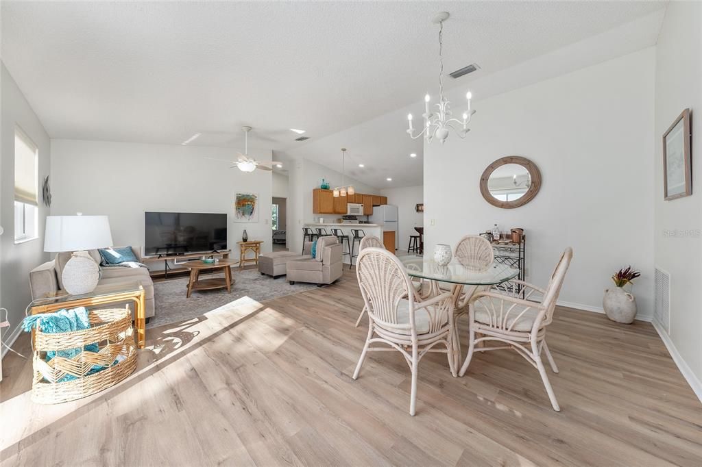 En Venta: $269,900 (2 camas, 2 baños, 1186 Pies cuadrados)