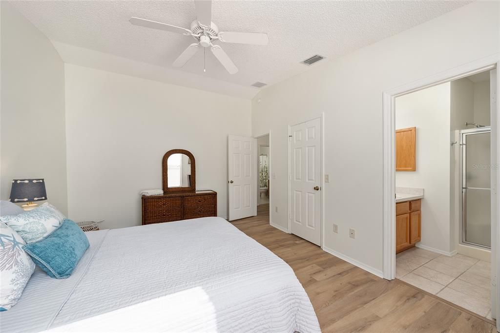 En Venta: $269,900 (2 camas, 2 baños, 1186 Pies cuadrados)