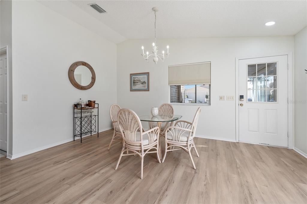 En Venta: $269,900 (2 camas, 2 baños, 1186 Pies cuadrados)