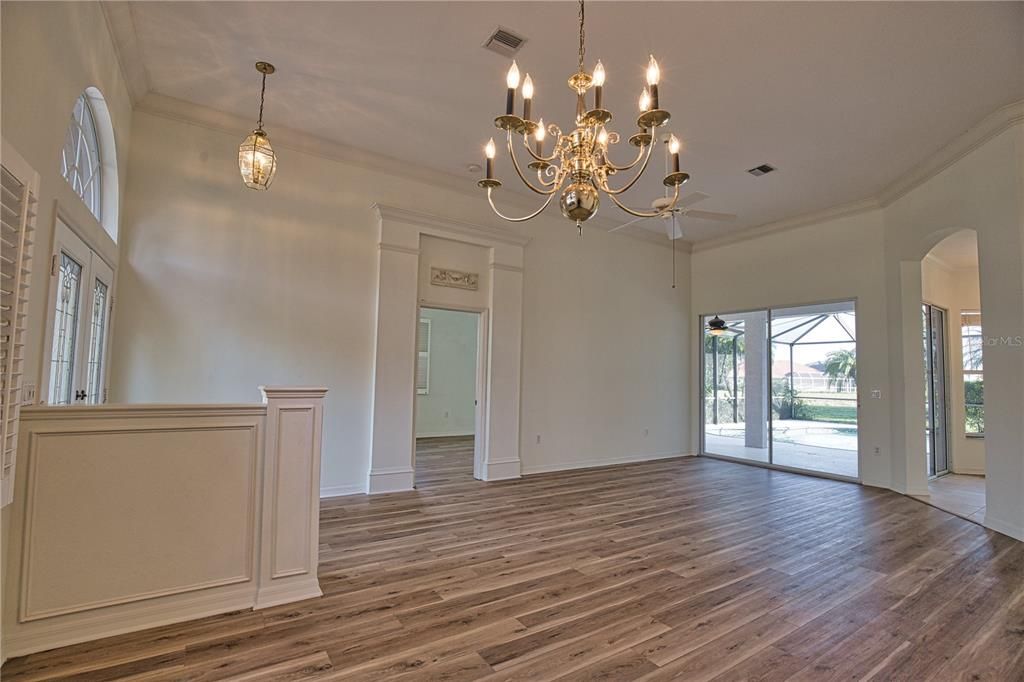 На продажу: $549,000 (3 спален, 2 ванн, 2005 Квадратных фут)