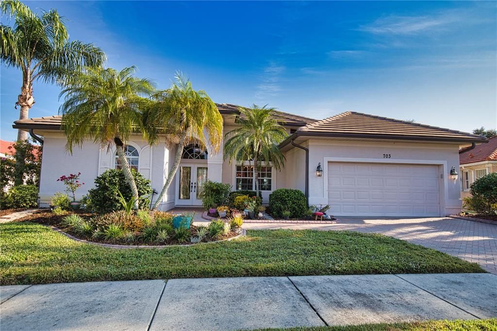 На продажу: $549,000 (3 спален, 2 ванн, 2005 Квадратных фут)