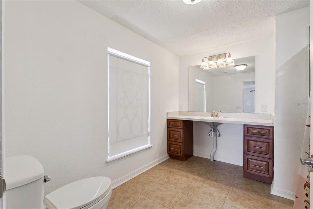 待售: $328,800 (2 贝兹, 2 浴室, 1508 平方英尺)